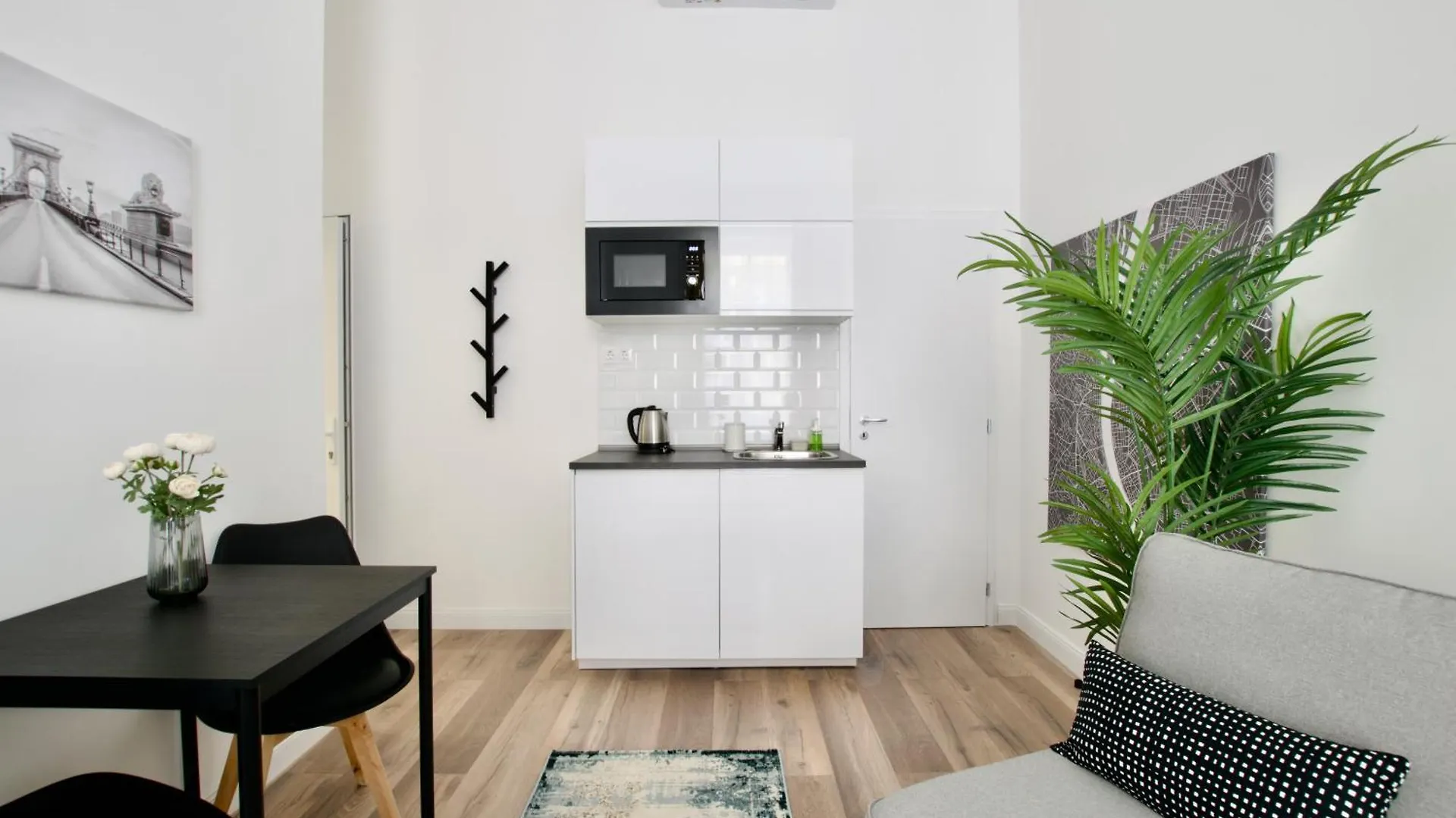 Standard Apartment By Hi5- Rakoczi Studio Budapeszt