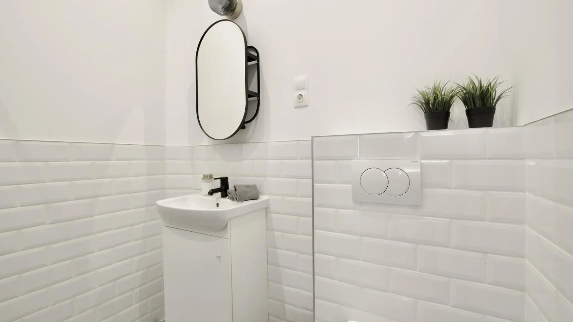 Standard Apartment By Hi5- Rakoczi Studio Budapest Hungary
