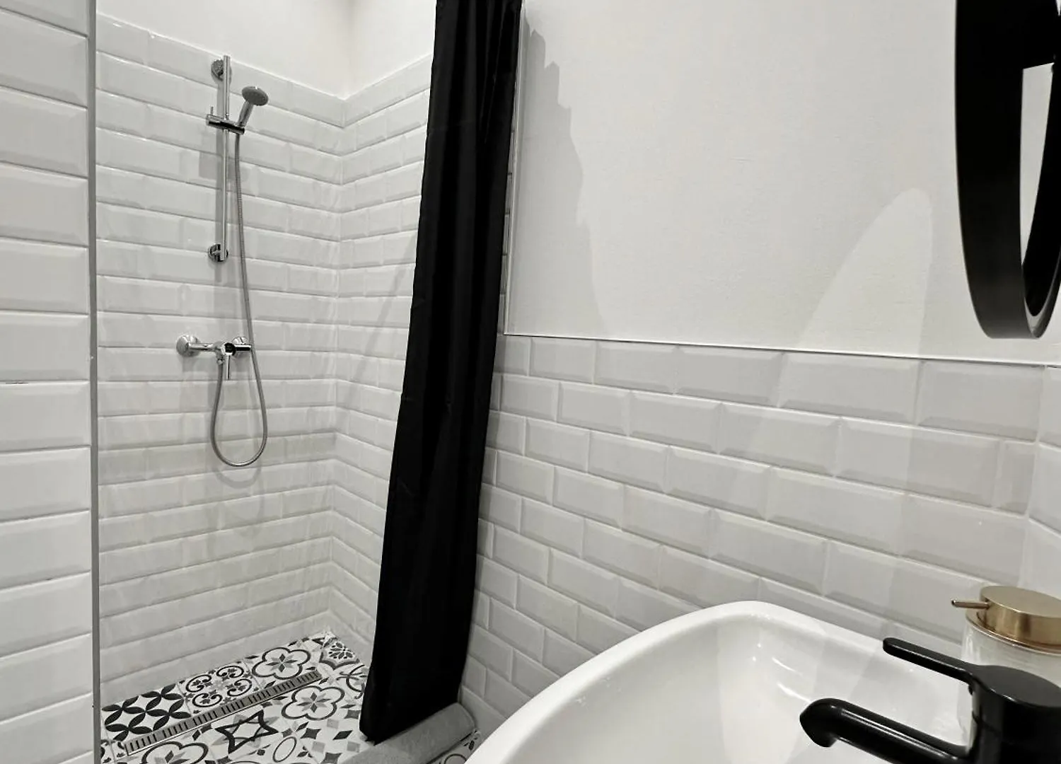 Standard Apartment By Hi5- Rakoczi Studio Budapest Hungary