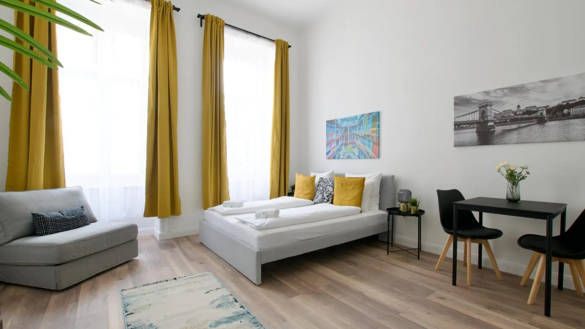 Standard Apartment By Hi5- Rakoczi Studio Budapest Hungary