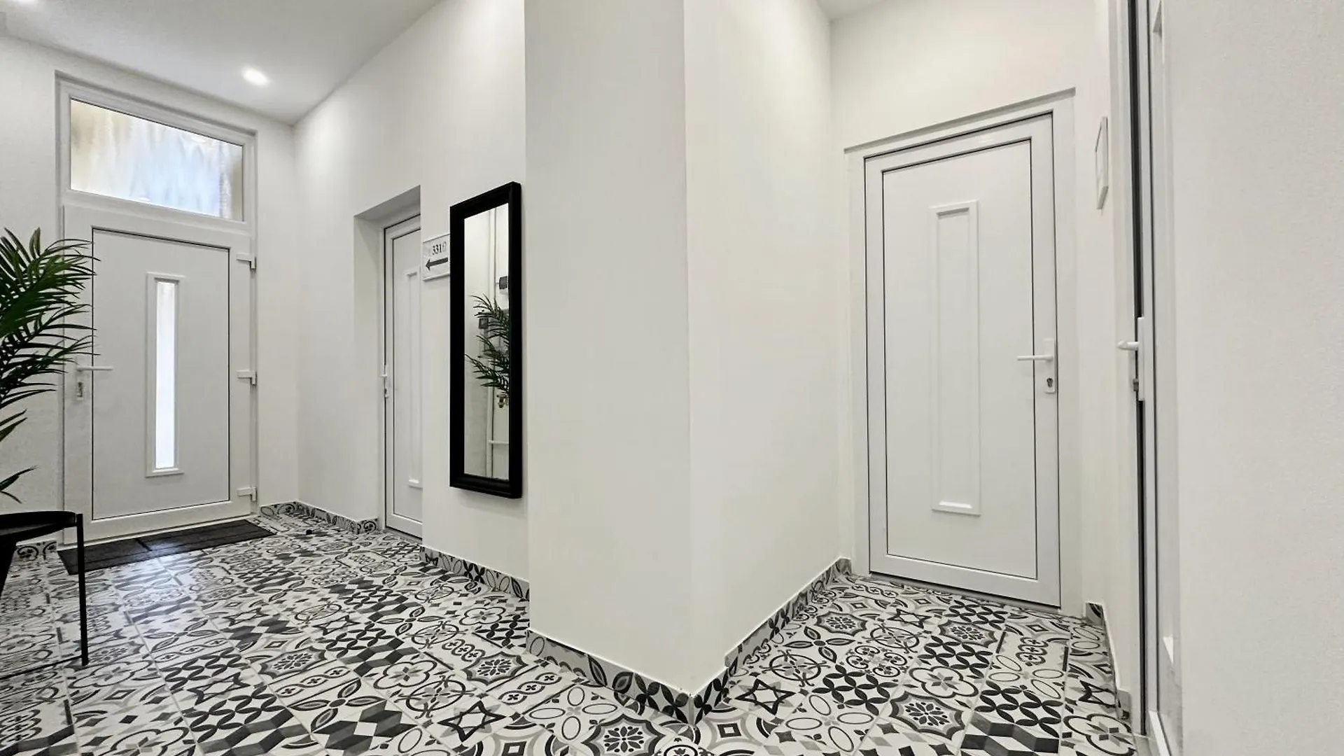 Standard Apartment By Hi5- Rakoczi Studio Budapest
